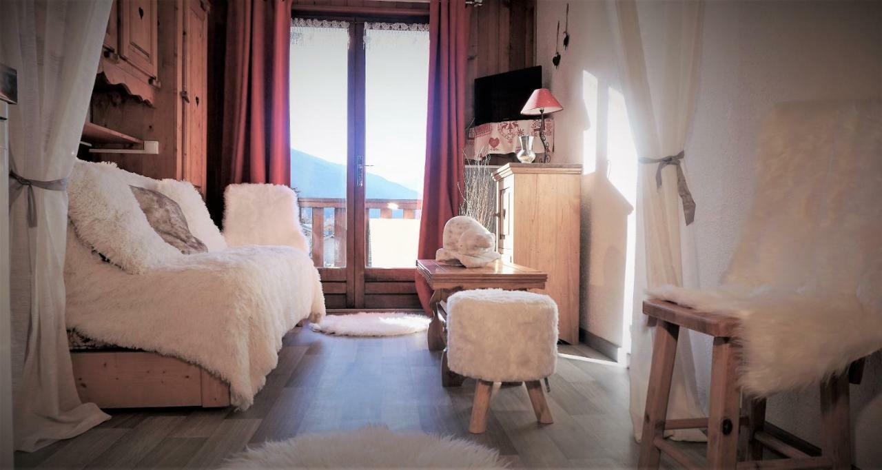 Locations Berne Milesi Apartman Lanslevillard Kültér fotó