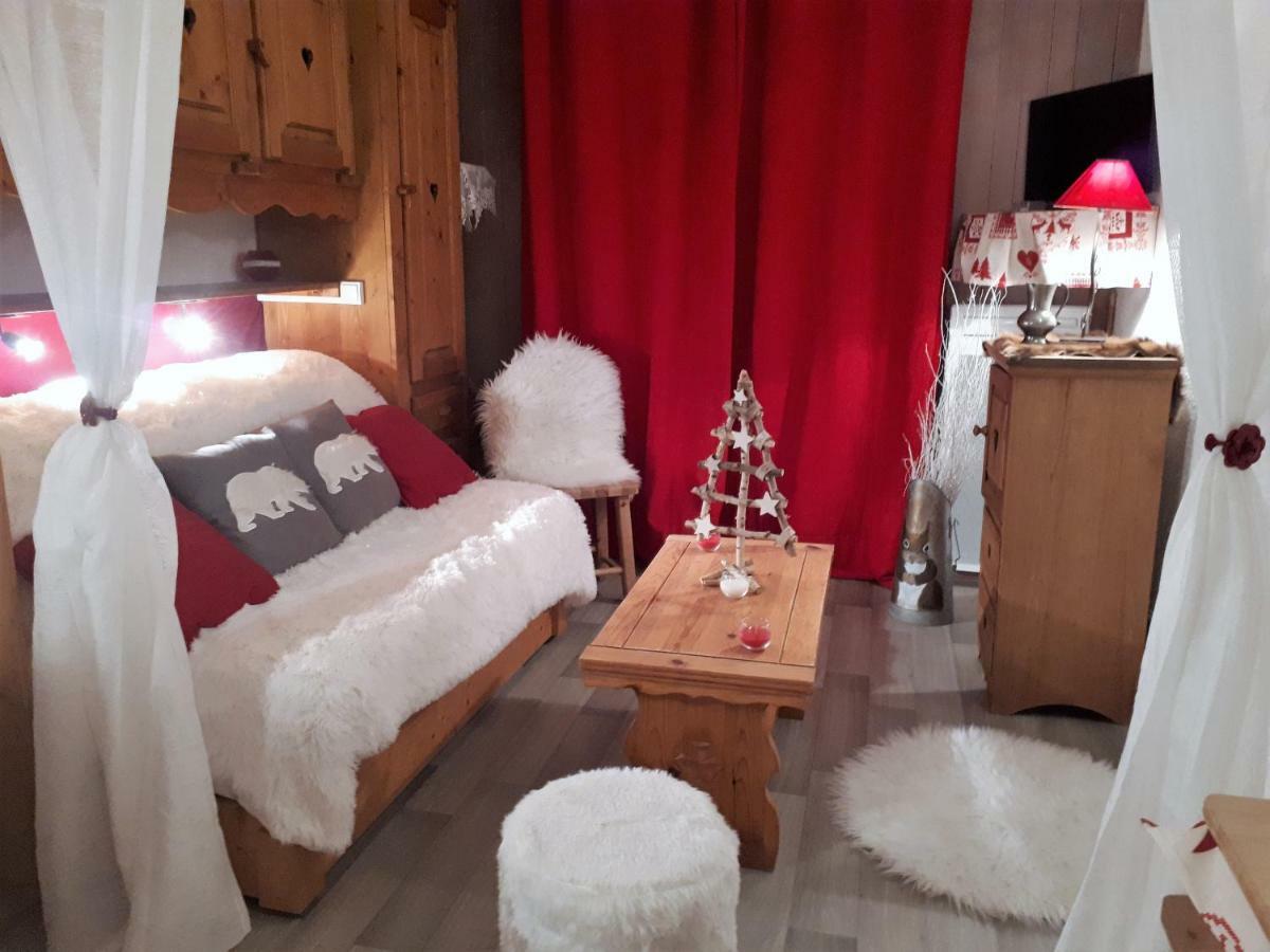 Locations Berne Milesi Apartman Lanslevillard Kültér fotó